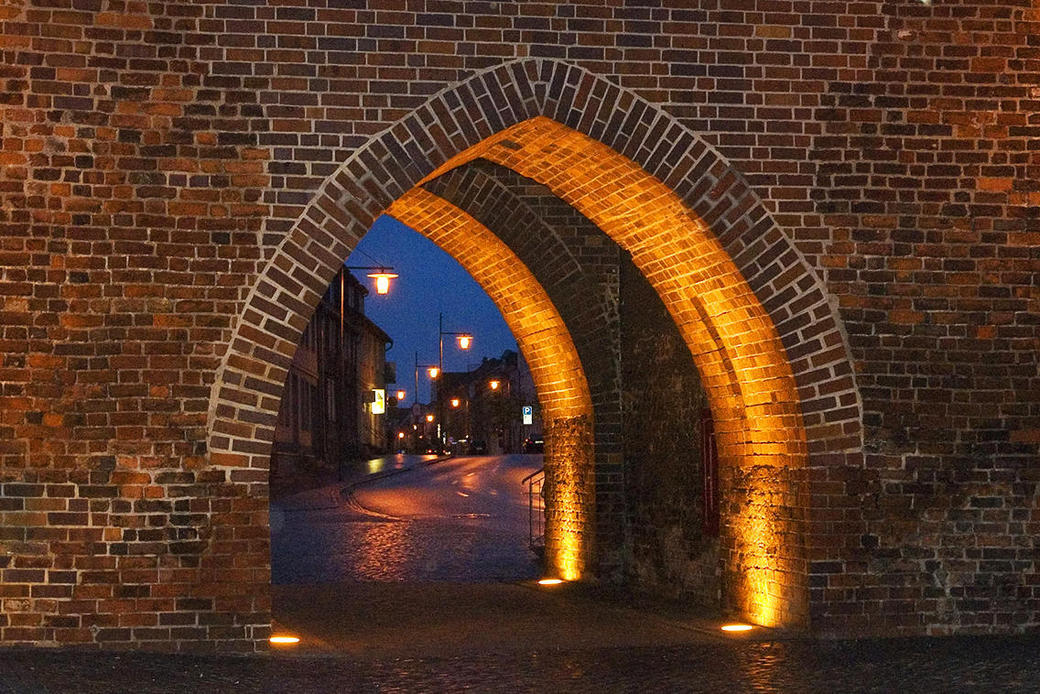 rostocker-tor-abend-fuehrung
