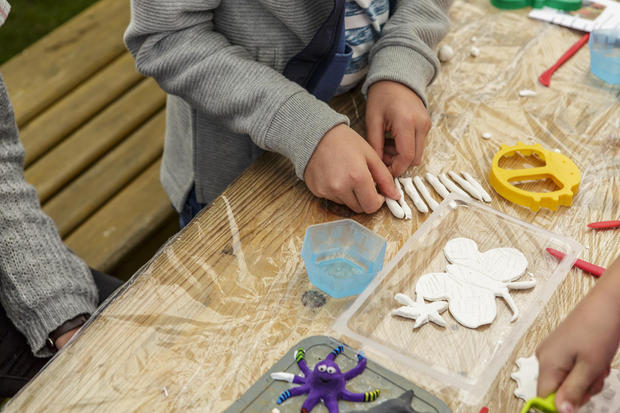 Töpfern mit Kindern im Künstlerort Ahrenshoop