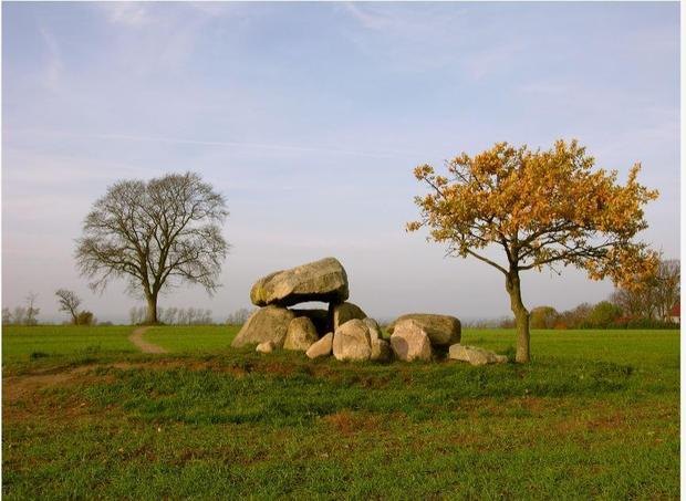 Wanderung zu den Großsteingräbern