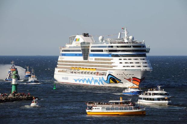 Kreuzfahrtschiffe in Warnemünde