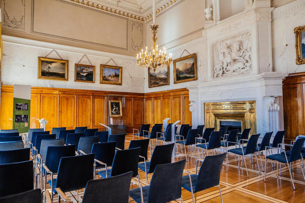 Advent im Schloss mit »Hirsch Heinrich«