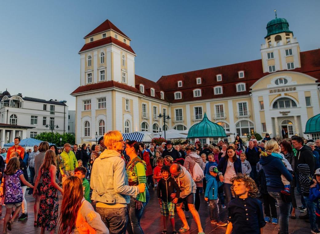 BINZ TANZT