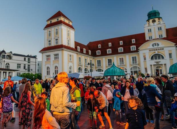 BINZ TANZT