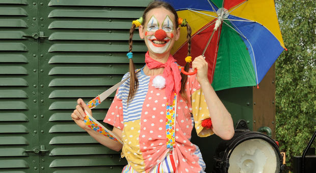 Clown Conny und die Flaschenpost – Kindermitspielstück