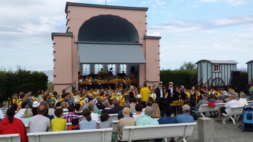 Happy Junior Band