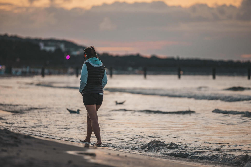 Hörspiel »Vom Meer geküsst« · Auf den Spuren bekannter Künstlerinnen und Künstler