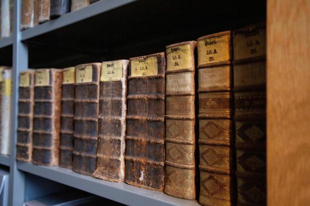 Kirchenbibliothek