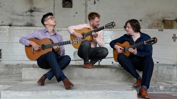 TritonusGuitarTrio