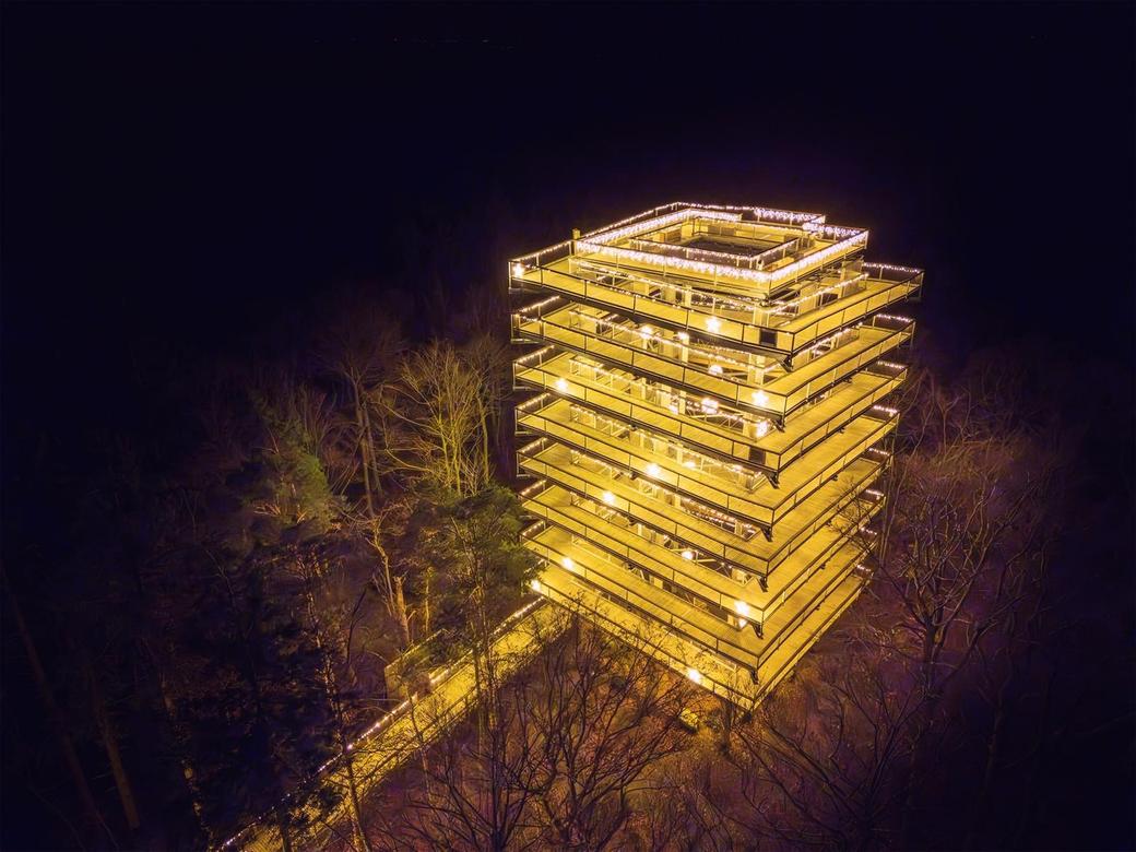 DJI_20241126003355_0327_Drohne_Lichterzauber_Winter@eak