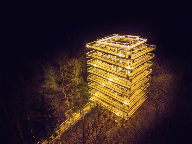 DJI_20241126003355_0327_Drohne_Lichterzauber_Winter@eak