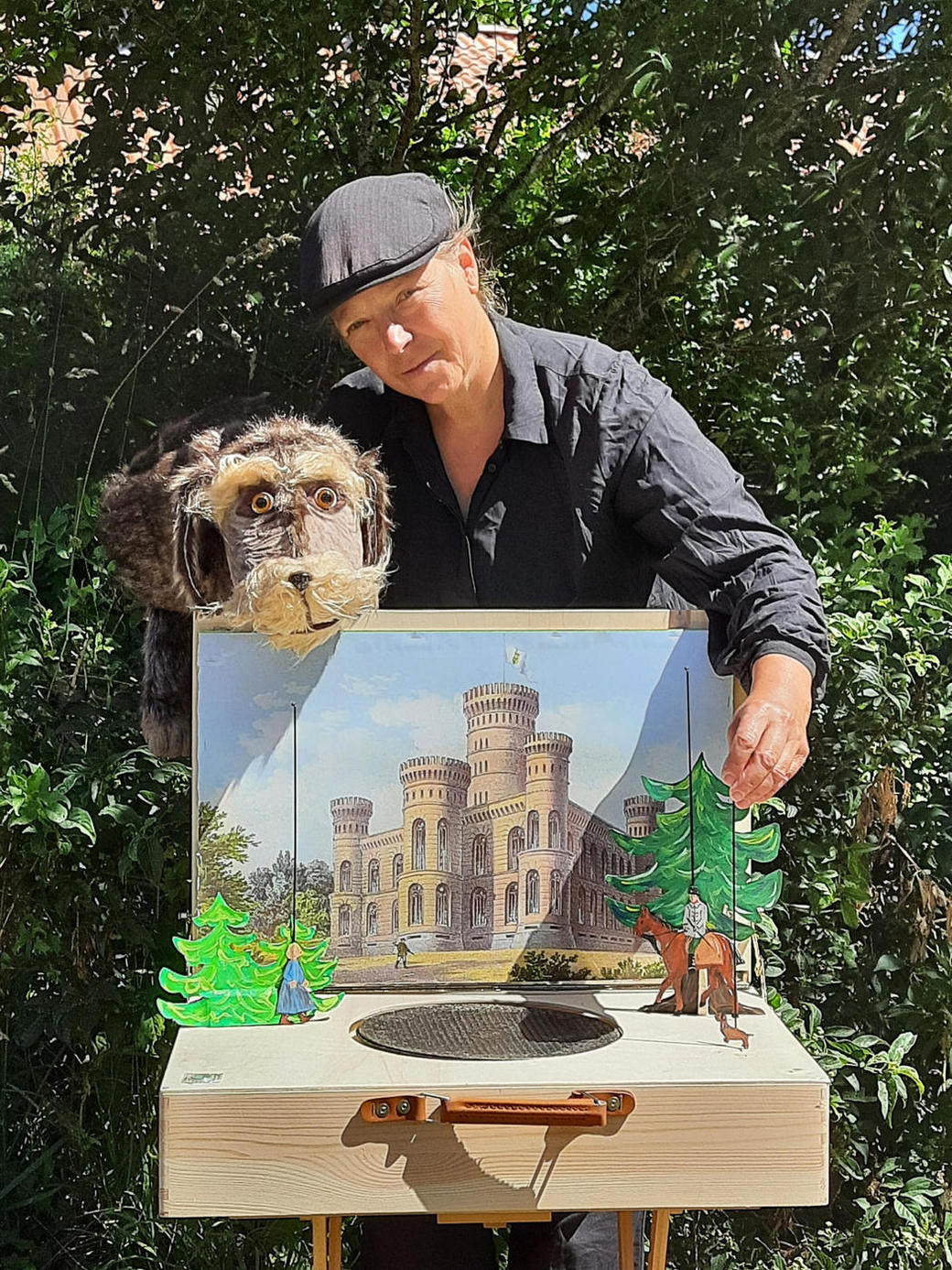 Puppenspielführung mit Schlosshund Waldi