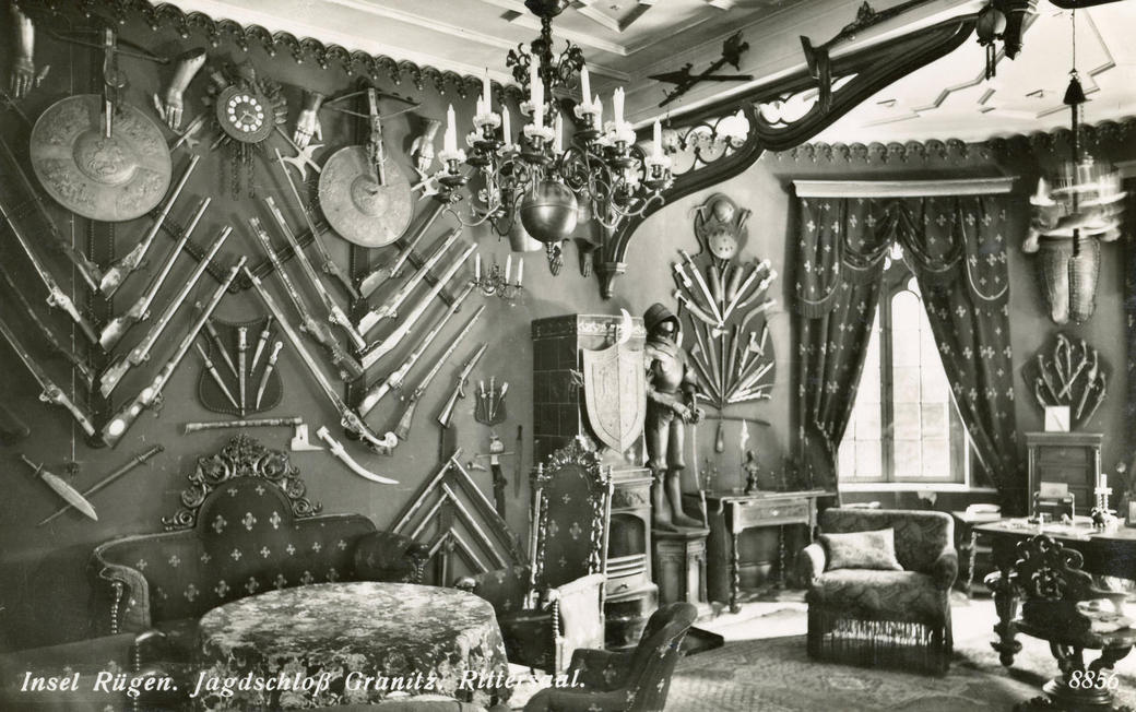 Vorlesestunde im Rittersaal aus »Wildschwein Walter«