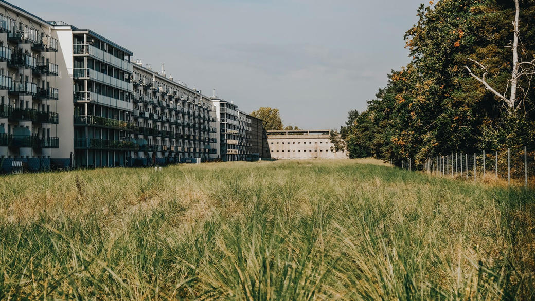 Wanderung nach Prora · Geschichte und Geschichten rund um den Koloss
