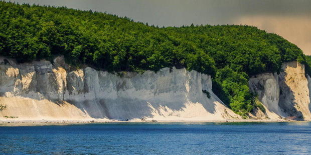 CHALK - impressive cliffs with healing powers